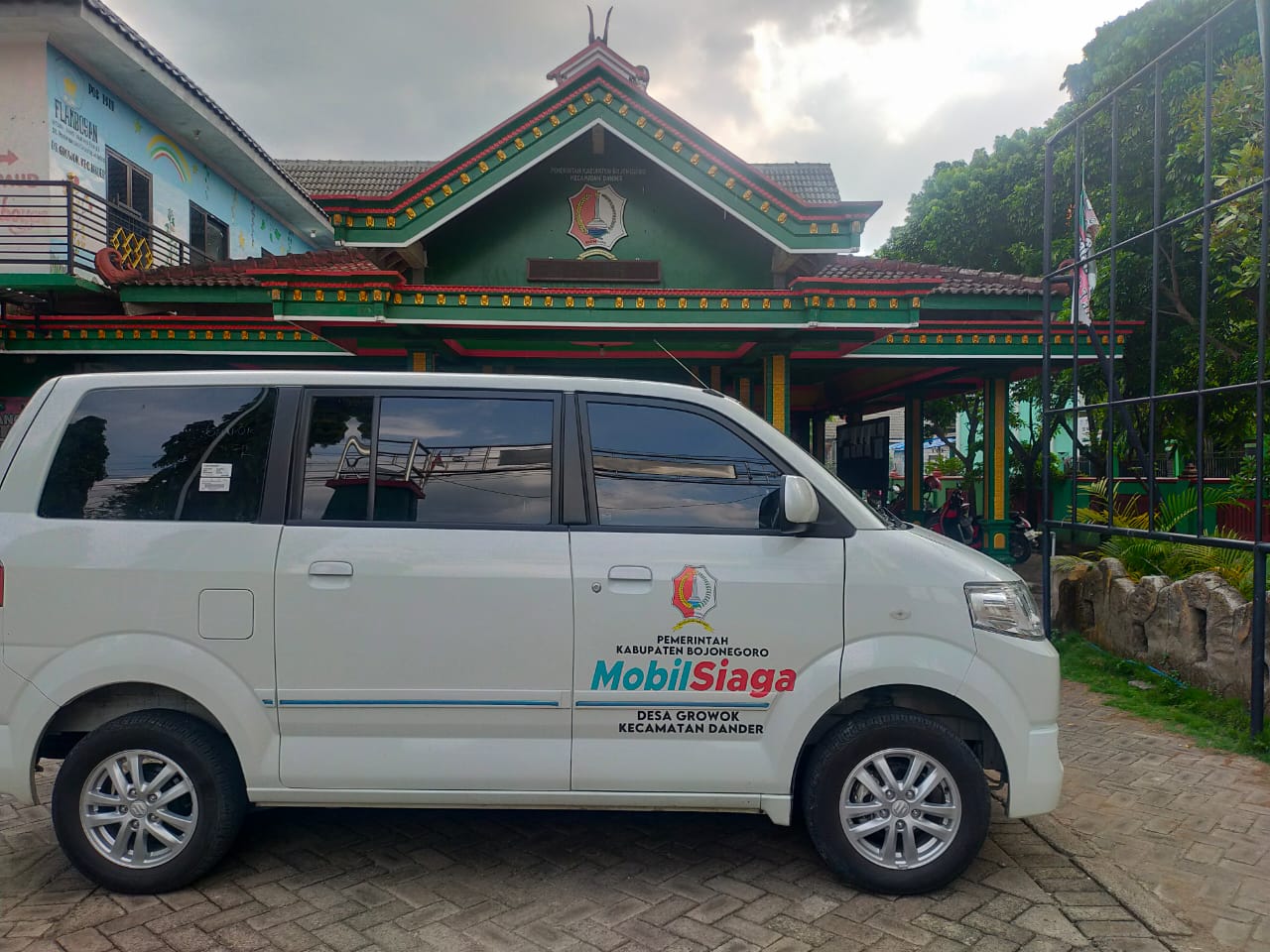 Mobil siaga