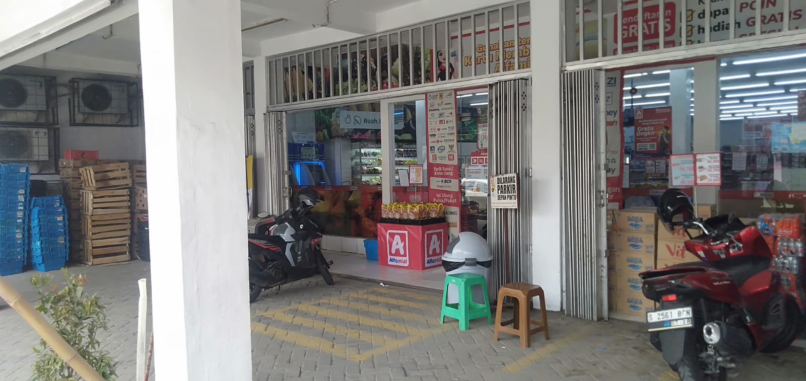 Lokasi pencurian sepeda motor milik karyawan Alfamidi di Jalan Raya Ijen, Mojokerto.(blok-a.com/Syahrul)