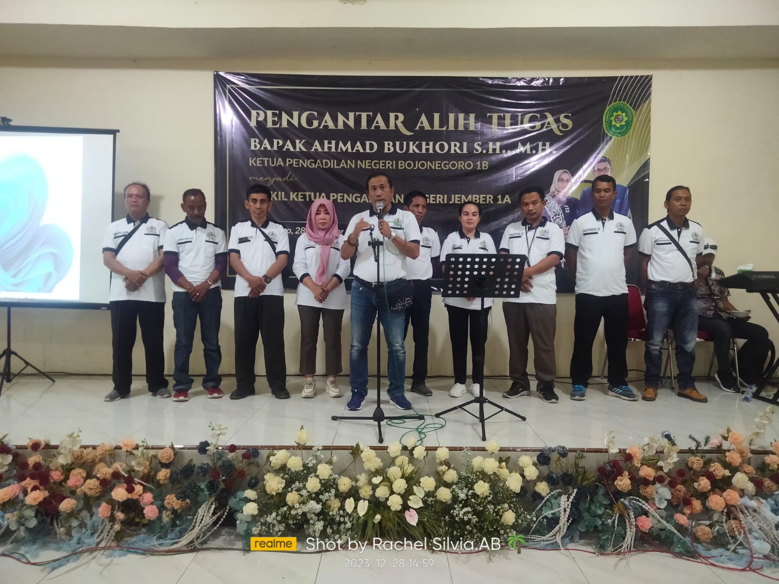 Pengantar alih tugas Ketua Pengadilan Negeri Bojonegoro kelas 1 B Achmad Buckhori S.H.,M.H.,