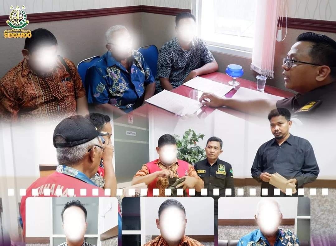 Pidsus Kejari Sidoarjo tahan mantan Κepala Desa Wonokasian dan Pj Kepala Desa beserta Bendahara Desa Wonokasian, Kecamatan Wondayu, Kabupaten Sidoarjo.