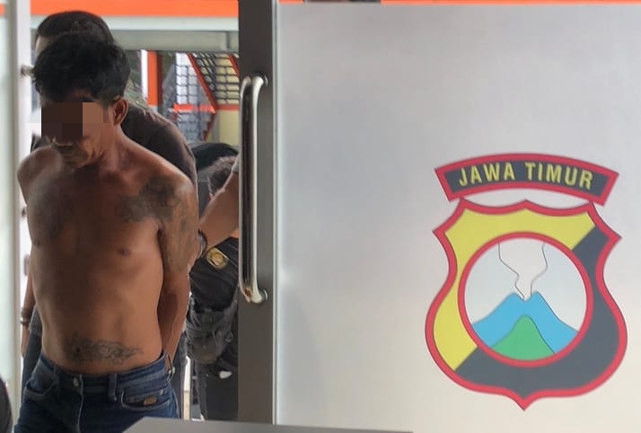 Pelaku pembacokan Punduttrate Gresik ditangkap polisi.(blok-a.com/ivan)