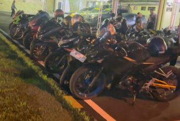 Teks: Belasan motor tidak sesuai standar diamankan petugas di Mapolresta Mojokerto.(dok.Polresta for blok-a.com)