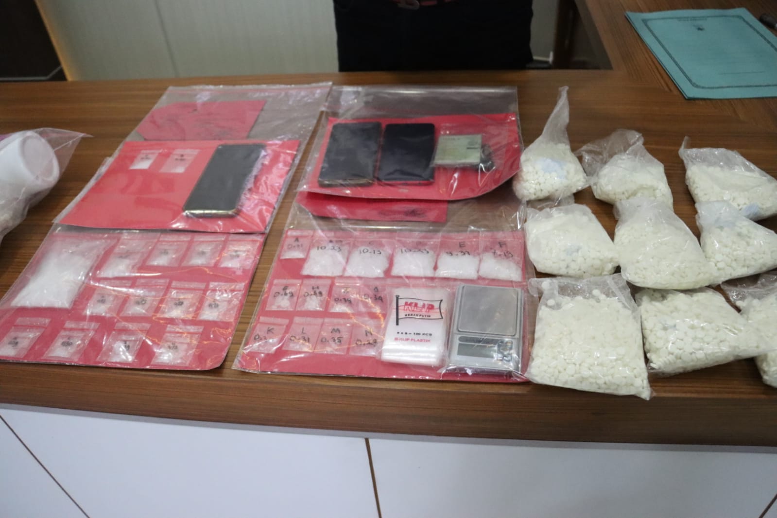 Barang bukti sabu yang berhasil diamankan Polresta Mojokerto.(dok.Polresta for blok-a.com)