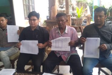 Ananda Ubaid Sihabuddin Argi dan H. Surasa saat memberikan keterangan tentang dugaan kecurangan pemilu 2024.(blok-a.com/Syahrul)