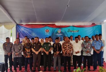 Pj Bupati Jombang menghadiri acara pelantikan pengurus PWI Jombang.(dok. Pemkab for blok-a.com)