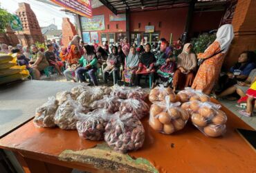 Operasi pasar non beras di kota Mojokerto (dok. Kominfo for blok-a.com)