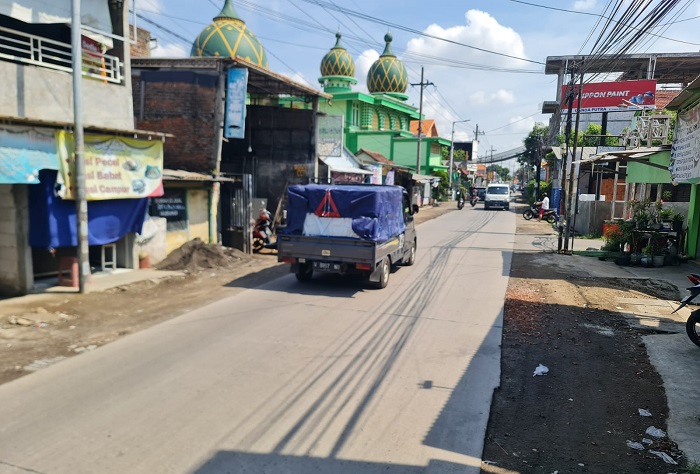 Kondisi bangunan drainase di Desa Singogalih Kecamatan Tarik.