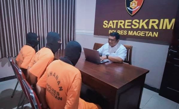 Pelaku judi bersama seorang Kades diamankan Satreskrim Polres Magetan.