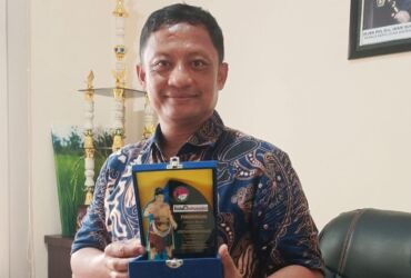 Kasatres Narkoba AKP Marji Wibowo di kantornya. (blok-a.com/Syahrul)