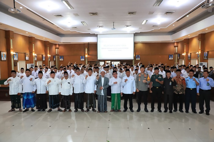 Pengurus MUI Jombang yang baru dilantik.(Dokumen blok-a.com)