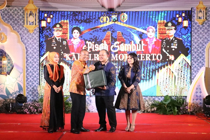 Pisah sambut Kapolres Mojokerto di pendopo Graha Maja Tama.(Blok-a.com/Syahrul)