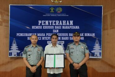 Warga binaan lapas kelas IIB Mojokerto mendapat remisi Nyepi 2024.(Dok.humas lapas for blok-a.com)