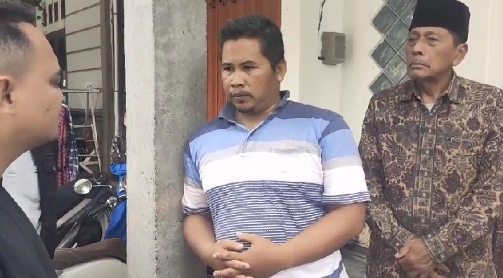 Mahfud Suami Wardatun Toyibah korban pembunuhan dan perampokan di Desa Imaan, Kecamatan Dukun, Gresik.