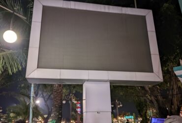 Kondisi Videotron tidak menyala di Alun-alun Kota Pasuruan.