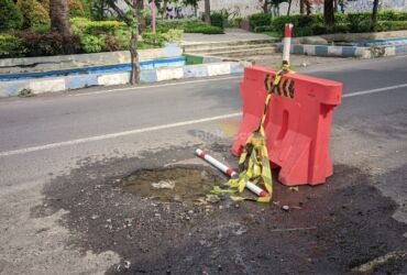 Lokasi barrier separator di Jalan Pati Unus Bugul Kidul Kota Pasuruan.