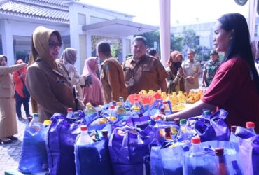 Gerakan pangan murah di Kecamatan Sukodono, Sidoarjo.