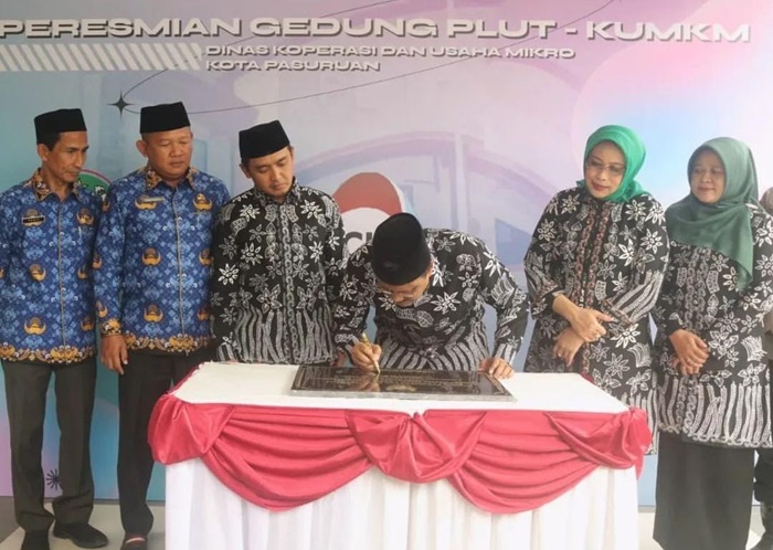 Wali Kota Pasuruan Gus Ipul resmikan Gedung PLUT-KUMKM.