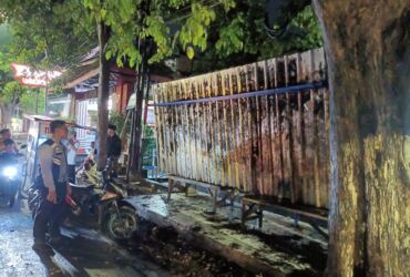 Kondisi Halte yang akan diperbaiki.