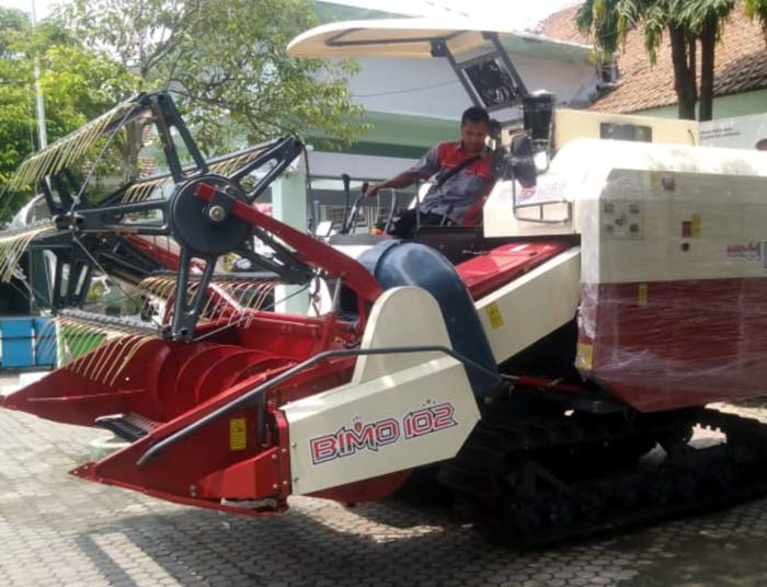 Mesin Combi yang ada di Dinas Pertanian Kabupaten Jombang.(Blok-a.com/Syahrul)