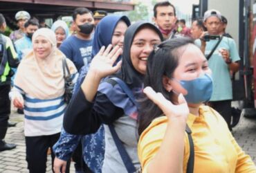 Antusiasme masyarakat ikut mudik gratis di rest area gunung Gedangan.(Dokumen Polresta)