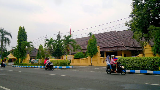 Mapolres Jombang. (dok. Google Review)