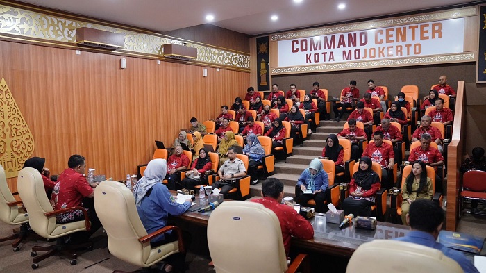 Sharing session antara Diskominfo Kota Mojokerto dengan Diskominfotik Kota Blitar.(dokumen Kominfo)