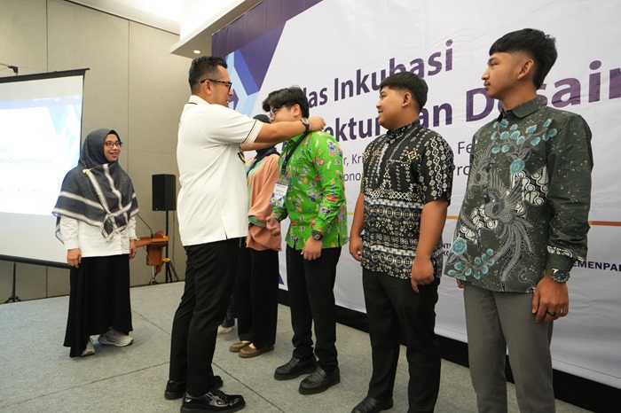 Pj Wali kota Mojokerto saat menghadiri acara Objek Inkubasi Arsitektur.(Dokumen Kominfo)