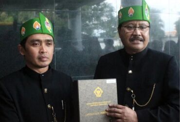 Wali Kota Pasuruan Saifullah Yusuf (Gus Ipul) dan Wakil Wali Kota Adi Wibowo (Mas Adi)