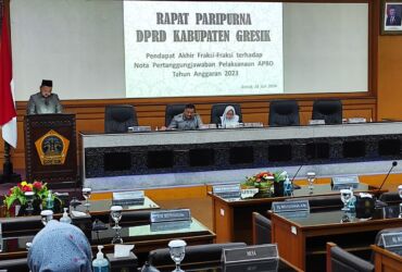 DPRD Gresik gelar rapat paripurna capaian PAD 2023.