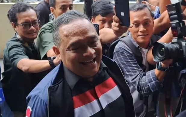 Beny Ramdhani saat memberikan keterangan kepada wartawan.(Dokumen dari Suara Merdeka Banyumas)