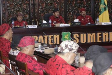 Bupati Sumenep Achmad Fauzi Wongsojudo di sela-sela Peluncuran dan Sosialisasi Pelaksanaan Penganugerahan Bupati Award, di Kantor Bupati, Jumat (05/07/2024).