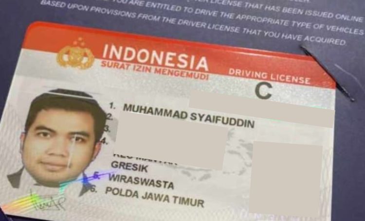 Perpanjangan SIM Online bisa diantar ke rumah sesuai alamat yang terdaftar.(blok-a.com/ivan)