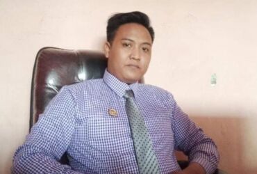 Miftahol Arifin, kuasa hukum nasabah BRI Sampang yang kehilangan uang belasan juta.