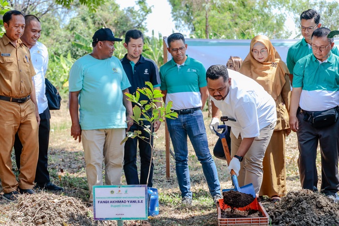 Bupati Gresik Fandi Akhmad Yani kembali meresmikan TPS3R Desa Manyarejo, Manyar, Gresik.