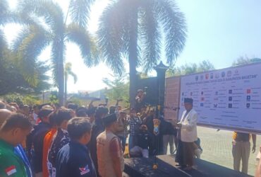 Penandatanganan komitmen dan deklarasi damai Pilkada 2024 di Halaman Mapolres Magetan, Senin (19/8/2024).