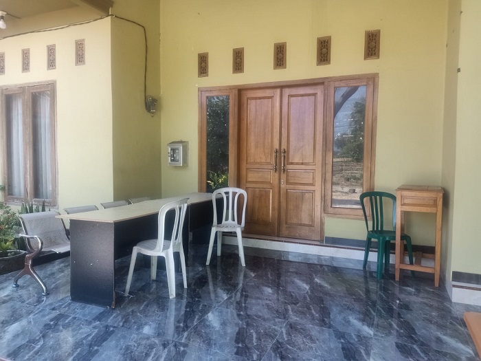 Kantor Desa Bogem, Magetan, tutup saat jam operasional.