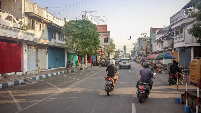 Salah satu titik parkir tepi jalan di Kota Pasuruan yang diputus kontrak Dishub.(blok-a.com/Rahmat Fery)