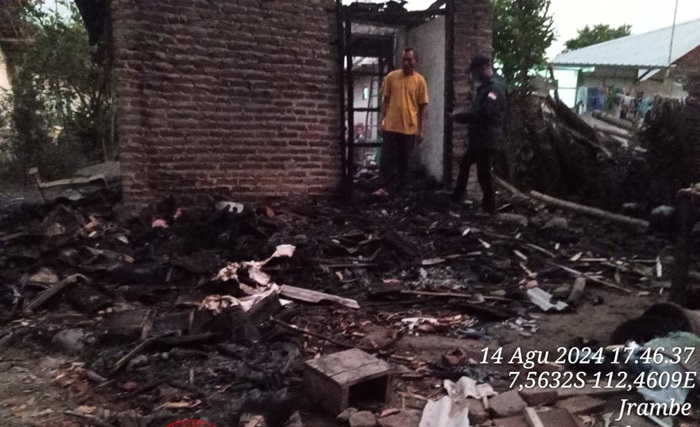 Kondisi rumah warga ludes terbakar.(Dokumen BPBD)
