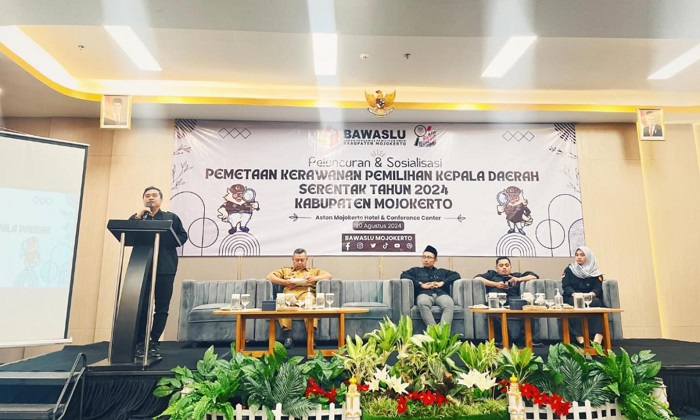 Pemetaan dan identifikasi kerawanan pemilu 2024 di aula hotel Aston, Mojokerto.(Blok-a.com/Syahrul Wijaya)