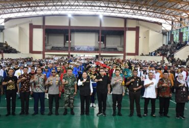 Dandim 0815 berikan sambutan dihadapan peserta lomba PBB piala Panglima TNI.(blok-a.com/Syahrul Wijaya)