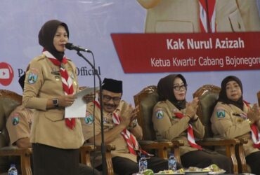 Apel besar Hari Pramuka ke-63 di GOR Utama Bojonegoro, Selasa (3/9/2024).