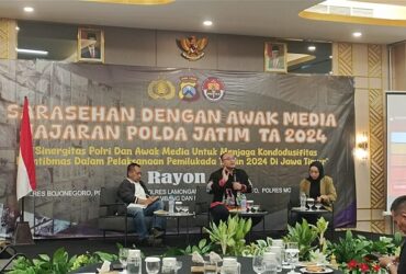 Sarasehan awak media bersama jajaran humas Polda Jatim.(Blok-a.com/Syahrul Wijaya)