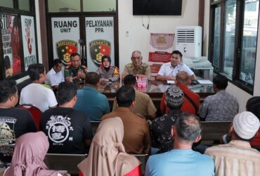 Proses restorative justice tersangka tawuran saat karnaval di Polres Jombang.(Dokumen Polres)