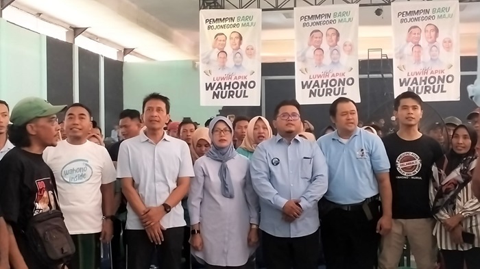 Relawan WaNur berkumpul di Gedung Serbaguna, Jl KH. Masyur, Desa Ledok Wetan, Kecamatan Bojonegoro, Kabupaten Bojonegoro, Kamis (05/9/2024).