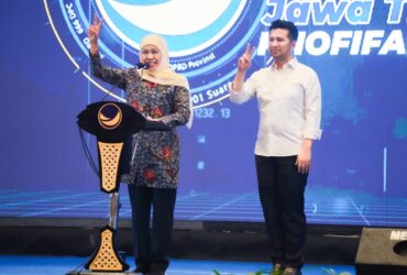 Elektabilitas pasangan Khofifah-Emil unggul di Pilgub Jatim 2024.