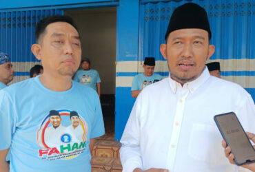 Achmad Fauzi saat mendatangi acara yang diadakan DPD PAN Sumenep.