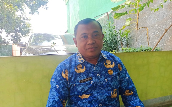 Kepala Sekolah SMP Negeri 1 Jogorogo Gunawan Wibisana, S.pd, M.Si saat memberikan keterangan.