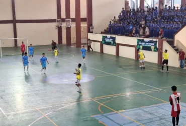Pertandingan peserta futsal piala PWI Mojokerto Cup 2026 di GOR Seni Majapahit.(blok-a.com/Syahrul Wijaya)
