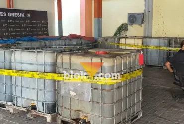 17 Ribu Liter Solar Subsidi berhasil diamankan Polres Gresik.(foto: Blok-a.com/ivan)