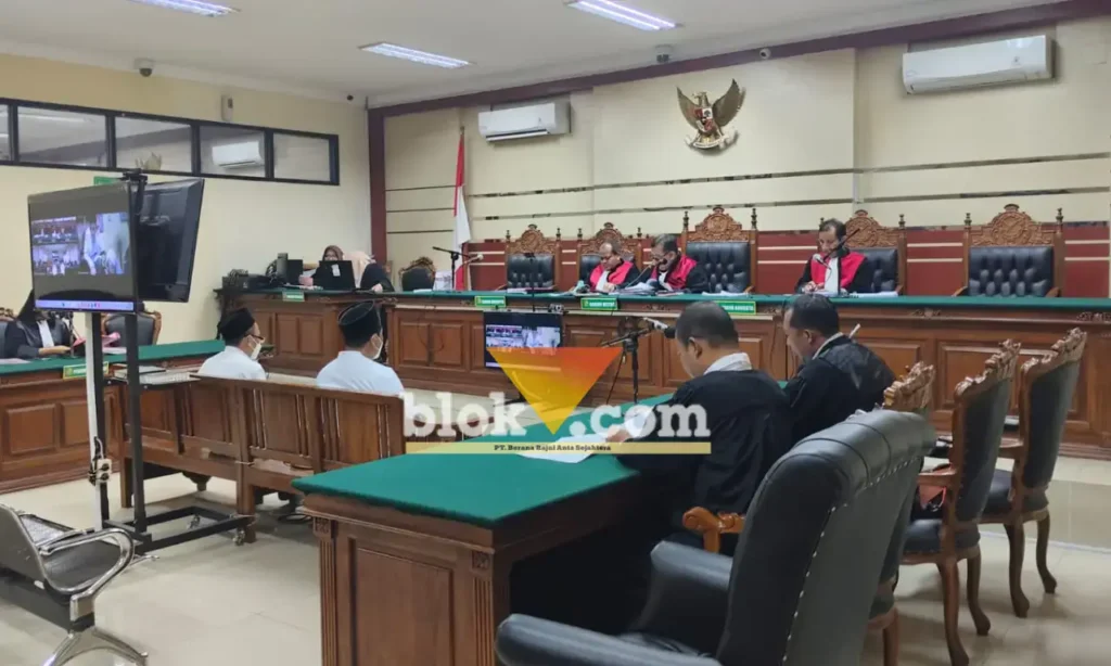 Sidang perkara dugaan korupsi dana hibah Rp400 juta Provinsi Jatim tahun 2019 untuk pembangunan asrama Ponpes Al Ibrohimi, Manyar, Gresik.(blok-a.com/ivan)